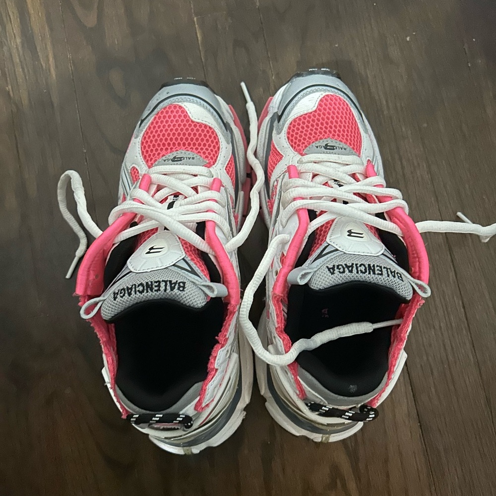 Balenciaga Kids Sneakers in Pink and Gray